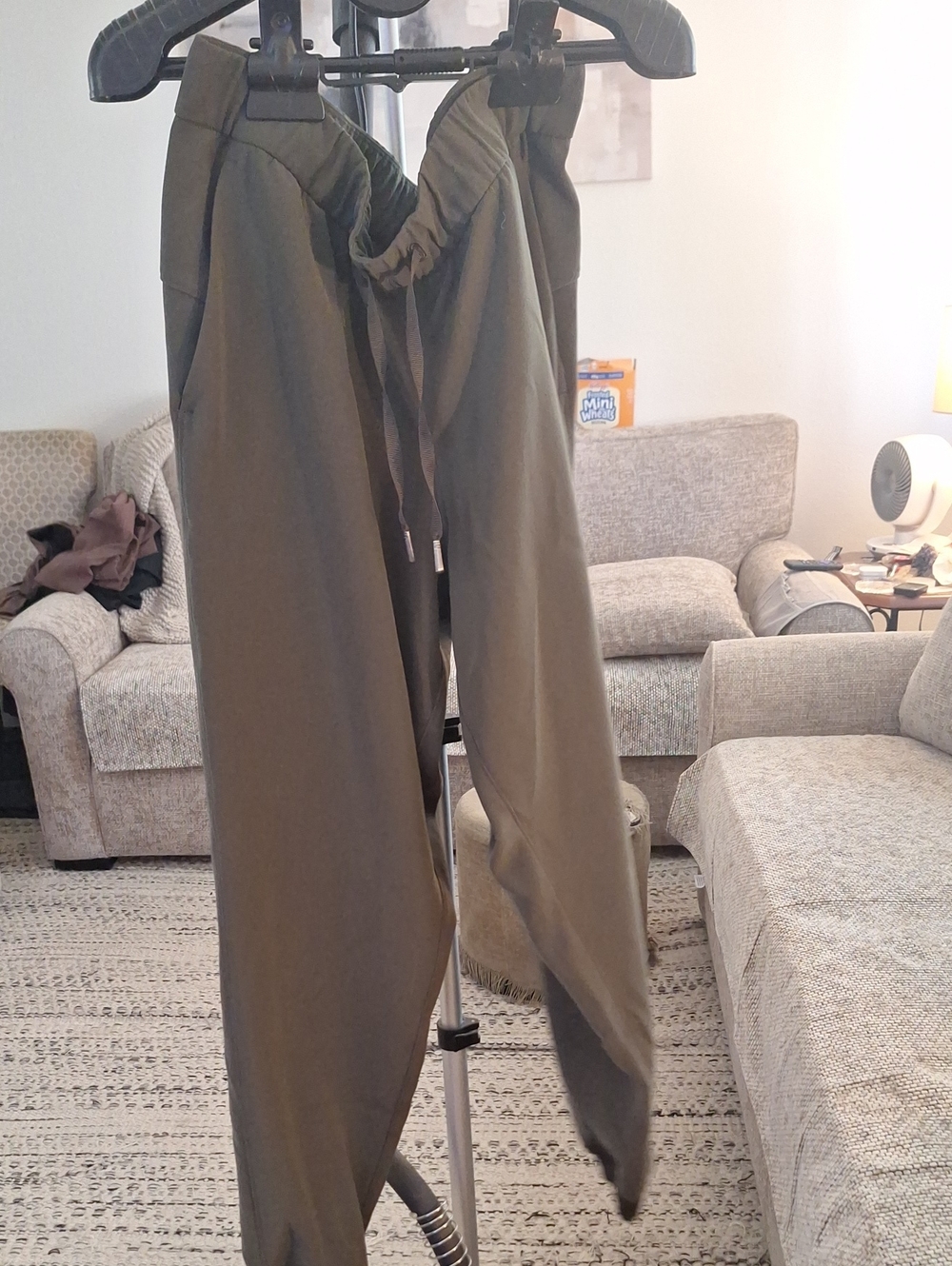 lululemon athletica Olive Drawstring Joggers